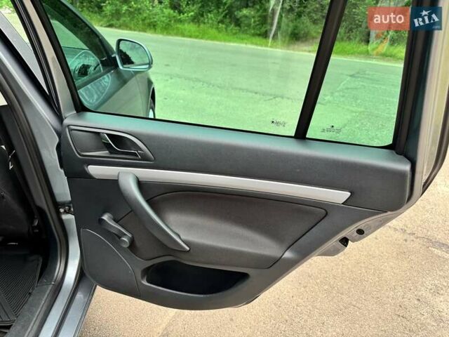 Шкода Октавия 2012 в Житомире на Automoto.ua Серый Шкода Октавия, объемом двигателя 1.6 л и пробегом 210 тыс. км за 8400 $, фото 6 на Automoto.ua