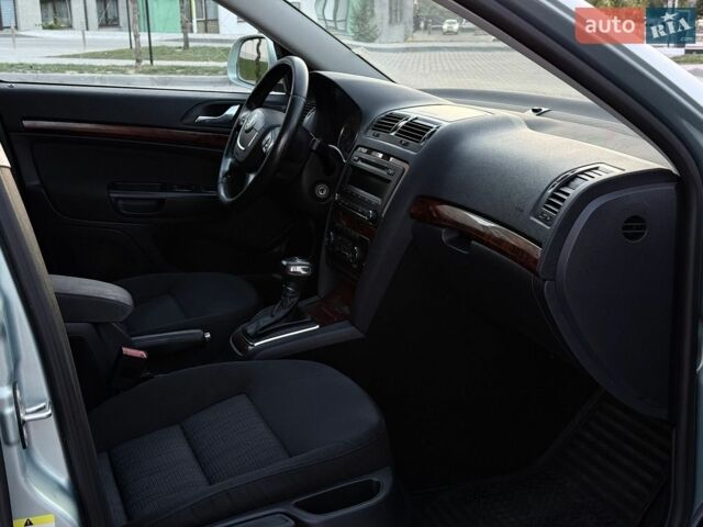 Сірий Шкода Октавія, об'ємом двигуна 1.4 л та пробігом 220 тис. км за 5350 $, фото 18 на Automoto.ua