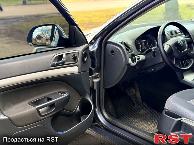 Серый Шкода Октавия, объемом двигателя 1.6 л и пробегом 265 тыс. км за 6900 $, фото 9 на Automoto.ua