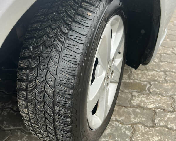 Серый Шкода Октавия, объемом двигателя 1.6 л и пробегом 312 тыс. км за 8300 $, фото 7 на Automoto.ua