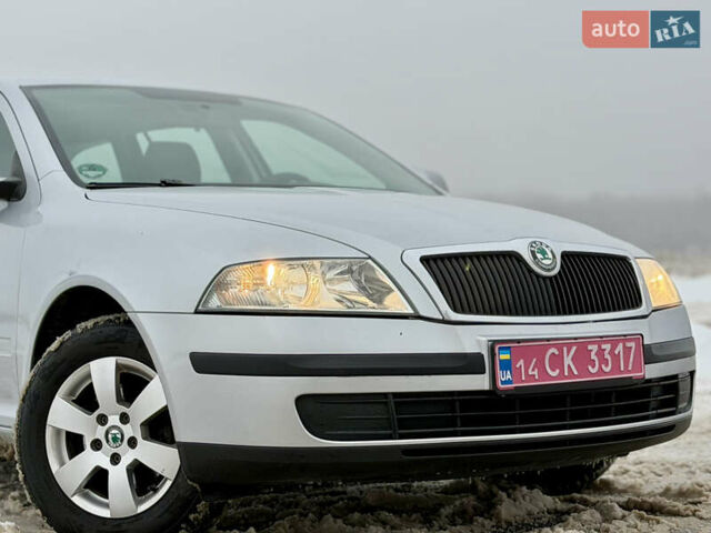 Сірий Шкода Октавія, об'ємом двигуна 1.6 л та пробігом 215 тис. км за 8199 $, фото 8 на Automoto.ua