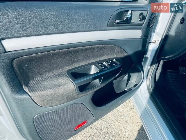 Серый Шкода Октавия, объемом двигателя 1.6 л и пробегом 248 тыс. км за 7500 $, фото 11 на Automoto.ua