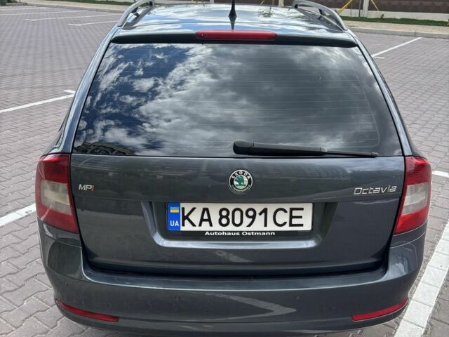 Серый Шкода Октавия, объемом двигателя 1.6 л и пробегом 207 тыс. км за 8952 $, фото 5 на Automoto.ua