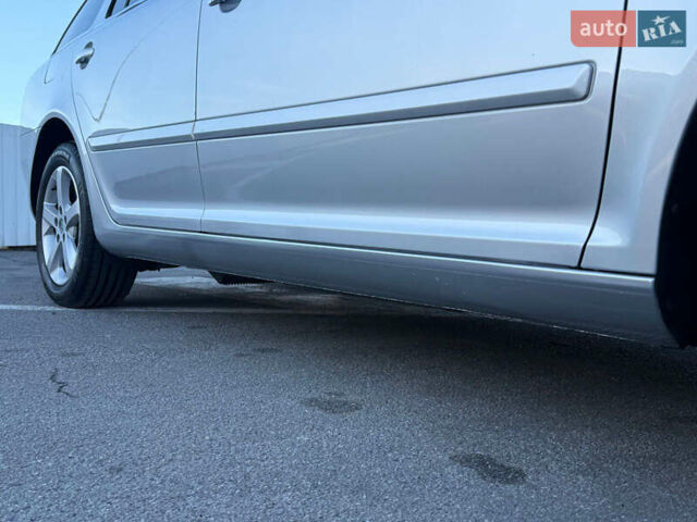 Сірий Шкода Октавія, об'ємом двигуна 0 л та пробігом 147 тис. км за 8499 $, фото 133 на Automoto.ua