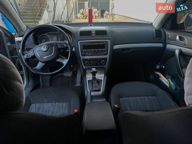 Серый Шкода Октавия, объемом двигателя 1.6 л и пробегом 272 тыс. км за 7300 $, фото 14 на Automoto.ua