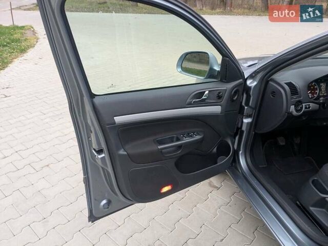 Серый Шкода Октавия, объемом двигателя 0 л и пробегом 245 тыс. км за 7400 $, фото 14 на Automoto.ua