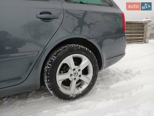 Сірий Шкода Октавія, об'ємом двигуна 1.6 л та пробігом 142 тис. км за 7750 $, фото 18 на Automoto.ua
