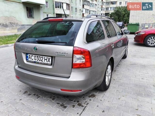 Серый Шкода Октавия, объемом двигателя 1.6 л и пробегом 239 тыс. км за 8650 $, фото 2 на Automoto.ua