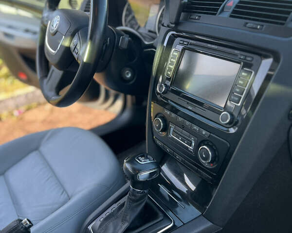 Серый Шкода Октавия, объемом двигателя 1.99 л и пробегом 239 тыс. км за 10777 $, фото 47 на Automoto.ua