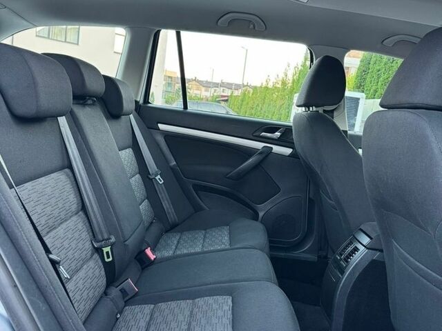 Серый Шкода Октавия, объемом двигателя 1.6 л и пробегом 187 тыс. км за 9450 $, фото 68 на Automoto.ua