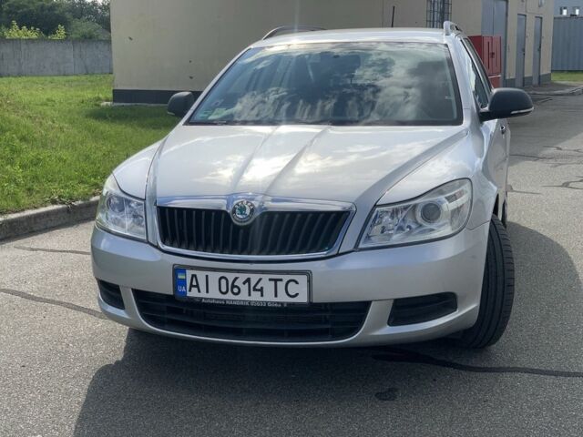 Серый Шкода Октавия, объемом двигателя 1.4 л и пробегом 203 тыс. км за 6750 $, фото 1 на Automoto.ua