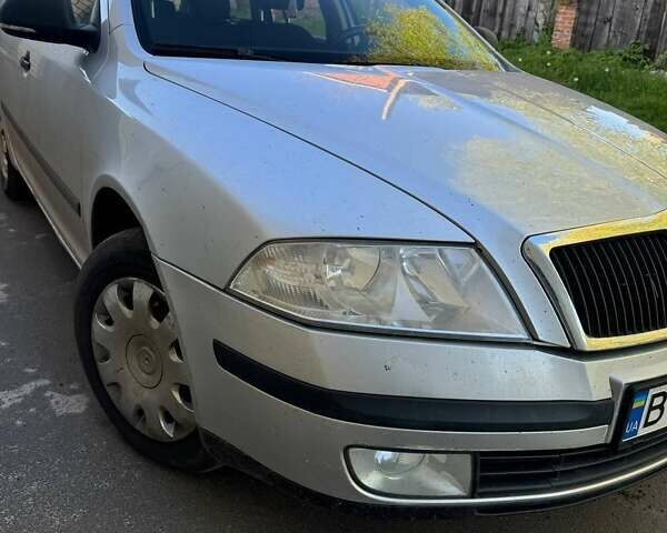 Серый Шкода Октавия, объемом двигателя 1.6 л и пробегом 230 тыс. км за 5700 $, фото 6 на Automoto.ua