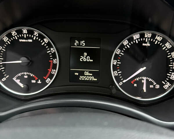 Серый Шкода Октавия, объемом двигателя 1.6 л и пробегом 205 тыс. км за 9600 $, фото 23 на Automoto.ua