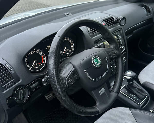 Серый Шкода Октавия, объемом двигателя 1.97 л и пробегом 282 тыс. км за 11700 $, фото 66 на Automoto.ua