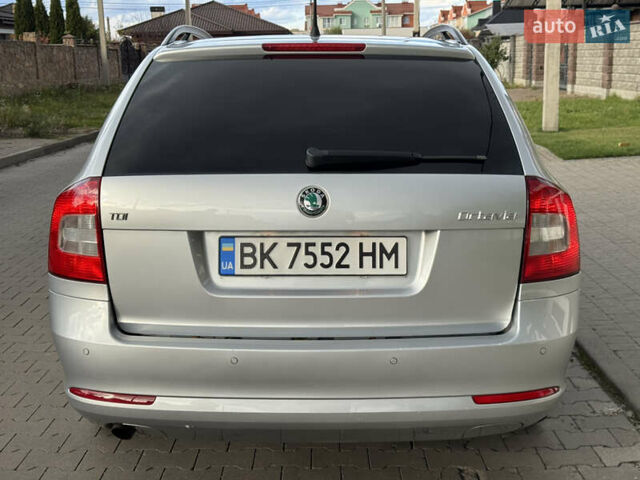 Серый Шкода Октавия, объемом двигателя 1.6 л и пробегом 169 тыс. км за 8900 $, фото 4 на Automoto.ua