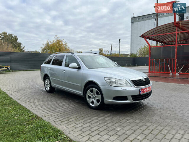 Серый Шкода Октавия, объемом двигателя 1.6 л и пробегом 204 тыс. км за 8500 $, фото 2 на Automoto.ua