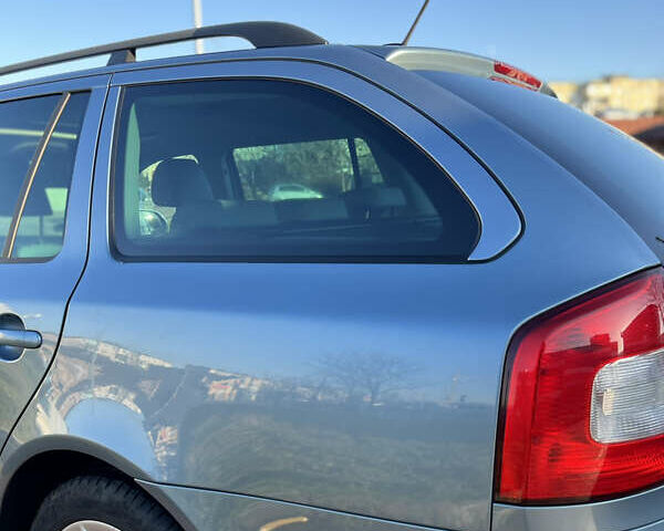 Серый Шкода Октавия, объемом двигателя 1.99 л и пробегом 239 тыс. км за 10777 $, фото 19 на Automoto.ua