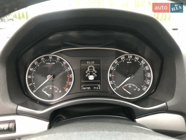 Серый Шкода Октавия, объемом двигателя 1.97 л и пробегом 247 тыс. км за 8700 $, фото 24 на Automoto.ua