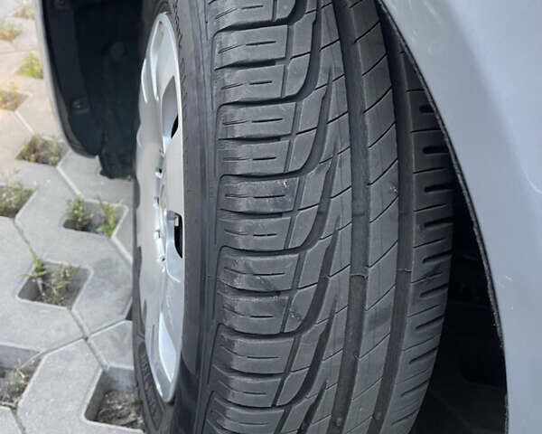 Серый Шкода Октавия, объемом двигателя 1.6 л и пробегом 290 тыс. км за 8900 $, фото 19 на Automoto.ua