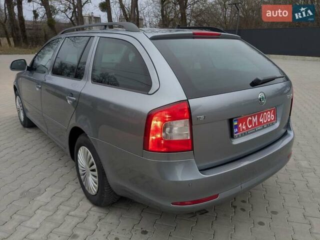 Серый Шкода Октавия, объемом двигателя 0 л и пробегом 245 тыс. км за 7400 $, фото 4 на Automoto.ua