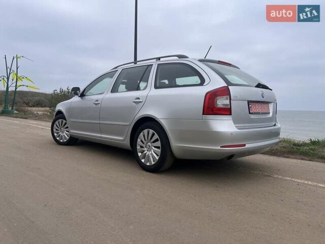 Серый Шкода Октавия, объемом двигателя 1.6 л и пробегом 252 тыс. км за 8950 $, фото 8 на Automoto.ua