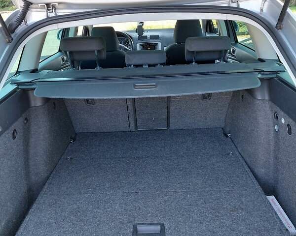 Серый Шкода Октавия, объемом двигателя 2.01 л и пробегом 262 тыс. км за 10500 $, фото 8 на Automoto.ua