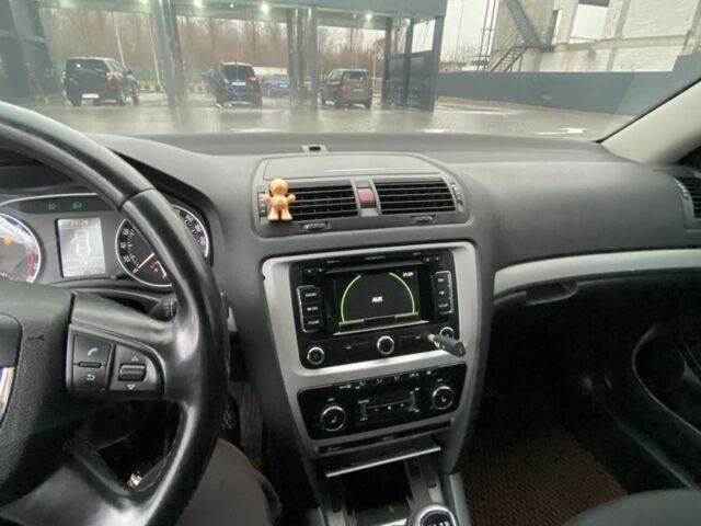 Сірий Шкода Октавія, об'ємом двигуна 2 л та пробігом 303 тис. км за 8600 $, фото 20 на Automoto.ua