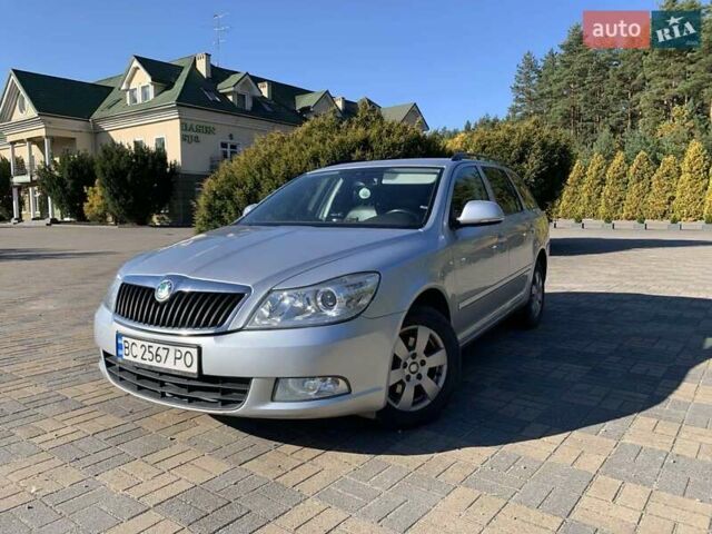 Серый Шкода Октавия, объемом двигателя 1.6 л и пробегом 280 тыс. км за 8200 $, фото 1 на Automoto.ua