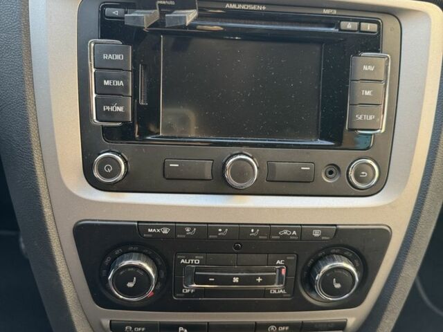 Серый Шкода Октавия, объемом двигателя 1.6 л и пробегом 283 тыс. км за 6800 $, фото 6 на Automoto.ua