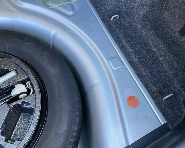 Серый Шкода Октавия, объемом двигателя 1.6 л и пробегом 225 тыс. км за 7999 $, фото 85 на Automoto.ua