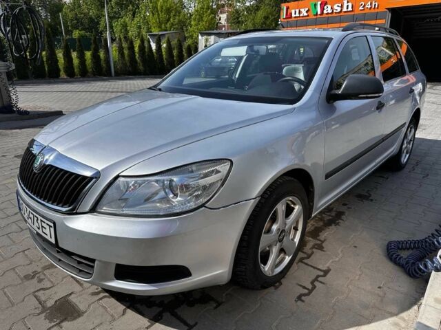 Сірий Шкода Октавія, об'ємом двигуна 1.6 л та пробігом 268 тис. км за 8300 $, фото 2 на Automoto.ua