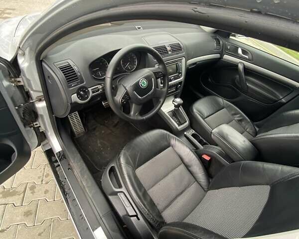 Серый Шкода Октавия, объемом двигателя 2.01 л и пробегом 222 тыс. км за 9000 $, фото 7 на Automoto.ua