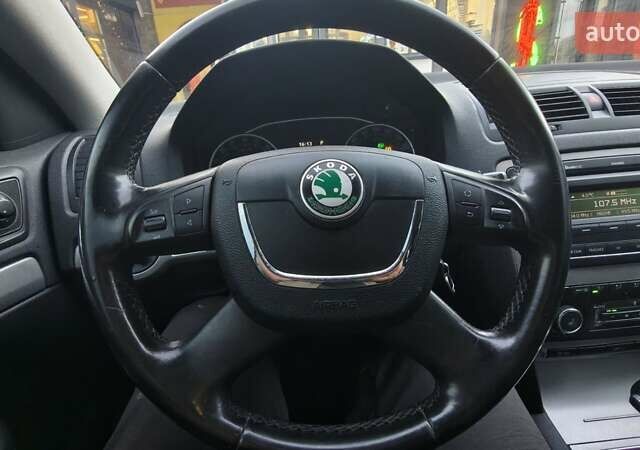 Сірий Шкода Октавія, об'ємом двигуна 1.6 л та пробігом 247 тис. км за 9300 $, фото 10 на Automoto.ua