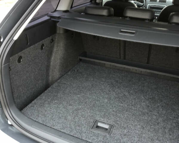 Шкода Октавія 2013 у Луцьку на Automoto.ua Сірий Шкода Октавія, об'ємом двигуна 2 л та пробігом 263 тис. км за 9300 $, фото 38 на Automoto.ua