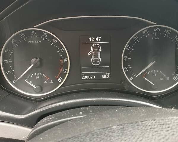 Сірий Шкода Октавія, об'ємом двигуна 2 л та пробігом 230 тис. км за 10900 $, фото 16 на Automoto.ua