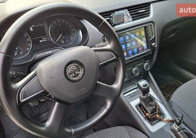 Серый Шкода Октавия, объемом двигателя 1.97 л и пробегом 264 тыс. км за 9850 $, фото 9 на Automoto.ua