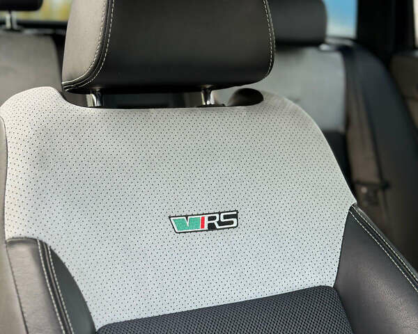 Серый Шкода Октавия, объемом двигателя 2 л и пробегом 270 тыс. км за 11000 $, фото 40 на Automoto.ua