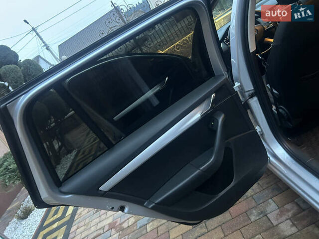 Сірий Шкода Октавія, об'ємом двигуна 1.6 л та пробігом 311 тис. км за 9500 $, фото 49 на Automoto.ua