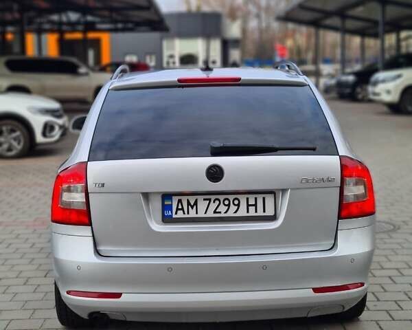 Сірий Шкода Октавія, об'ємом двигуна 1.6 л та пробігом 245 тис. км за 7900 $, фото 11 на Automoto.ua