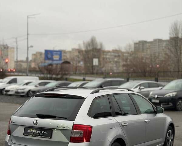 Сірий Шкода Октавія, об'ємом двигуна 1.6 л та пробігом 336 тис. км за 8950 $, фото 2 на Automoto.ua