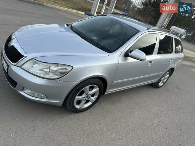 Серый Шкода Октавия, объемом двигателя 1.6 л и пробегом 250 тыс. км за 7999 $, фото 4 на Automoto.ua
