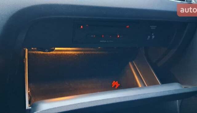 Серый Шкода Октавия, объемом двигателя 1.6 л и пробегом 407 тыс. км за 8800 $, фото 18 на Automoto.ua