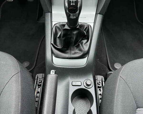 Серый Шкода Октавия, объемом двигателя 1.6 л и пробегом 206 тыс. км за 9450 $, фото 48 на Automoto.ua