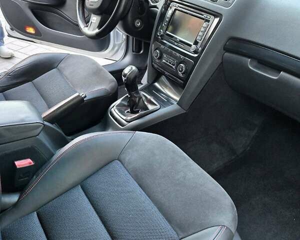 Серый Шкода Октавия, объемом двигателя 1.98 л и пробегом 225 тыс. км за 10499 $, фото 55 на Automoto.ua