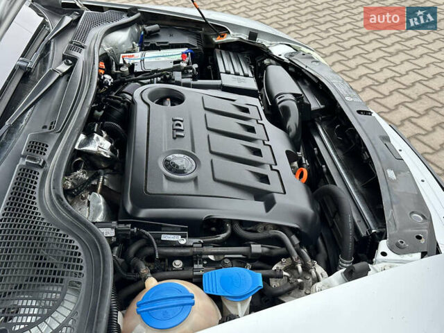 Серый Шкода Октавия, объемом двигателя 2 л и пробегом 218 тыс. км за 9999 $, фото 44 на Automoto.ua