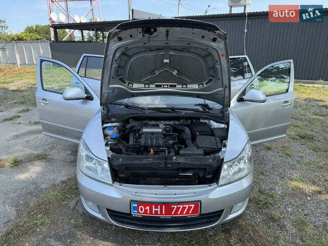 Сірий Шкода Октавія, об'ємом двигуна 1.6 л та пробігом 216 тис. км за 7850 $, фото 56 на Automoto.ua