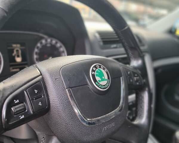 Сірий Шкода Октавія, об'ємом двигуна 1.6 л та пробігом 245 тис. км за 7900 $, фото 22 на Automoto.ua