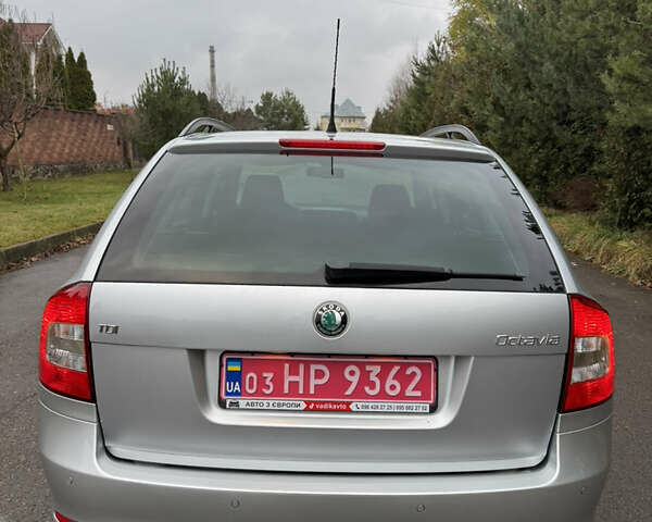 Серый Шкода Октавия, объемом двигателя 1.6 л и пробегом 206 тыс. км за 9450 $, фото 21 на Automoto.ua