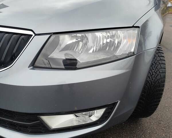 Серый Шкода Октавия, объемом двигателя 1.4 л и пробегом 280 тыс. км за 9000 $, фото 50 на Automoto.ua