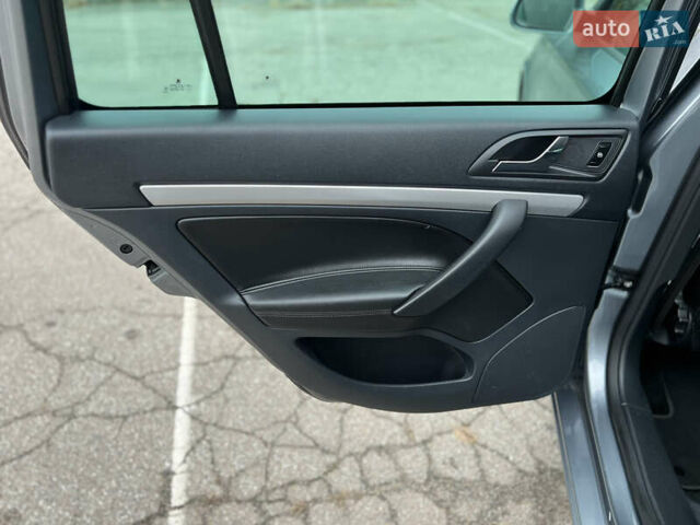 Серый Шкода Октавия, объемом двигателя 1.99 л и пробегом 215 тыс. км за 10495 $, фото 26 на Automoto.ua